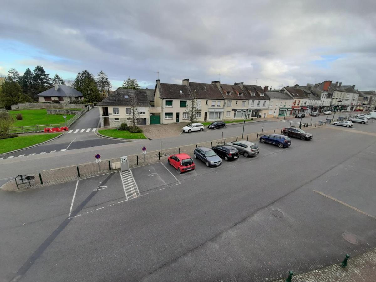 Ferienwohnung Le Deux Gaulle Le Mêle-sur-Sarthe Exterior foto